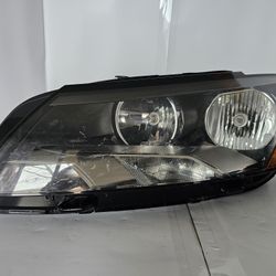 2012-2015 Use Volkswagen Passat Halogen Headlight Left Driver Side.