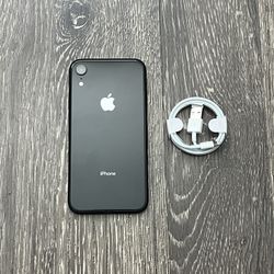 iPhone XR UNLOCKED FOR ANY CARRIER!