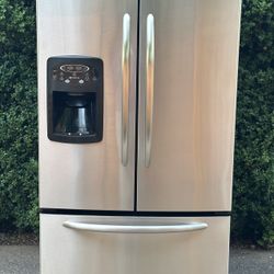 Maytag Cabinet Depth Refrigerator 
