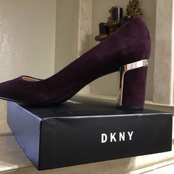 NEW IN BOX - DKNY Purple Suede Block Heel Pumps