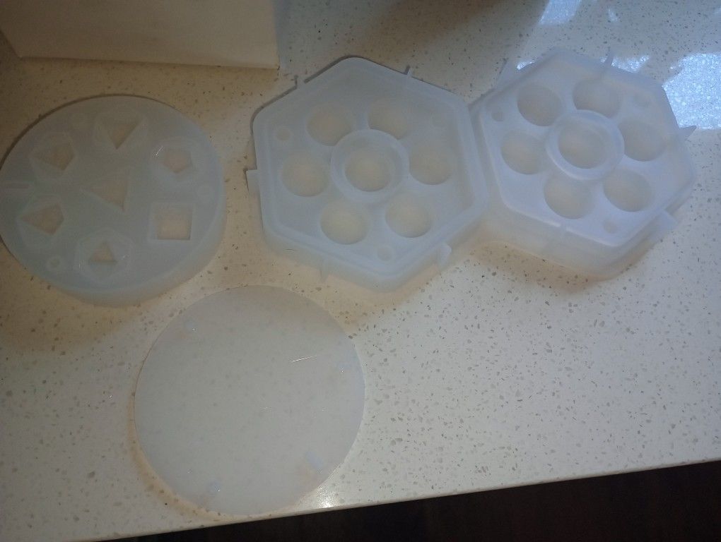 Dice And Dice Box Resin Mold Set