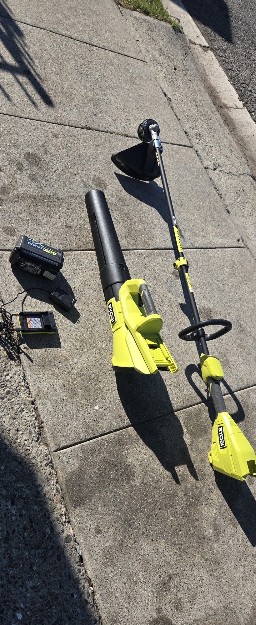 Combo Rioby Blower Y Tremer Bateria Y Cargador