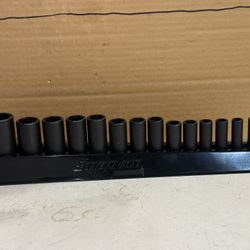 Snap-on Tools 14 pc 3/8" Drive 6-Point Metric Flank Drive® Deep Impact Socket Set (8-19, 21 and 24 mm)