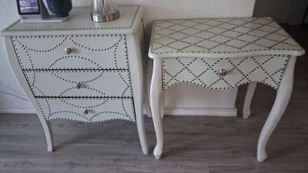 Corner tables set