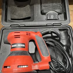 Black & Decker 5” Random Orbital Sander w/ Case – RO410LW