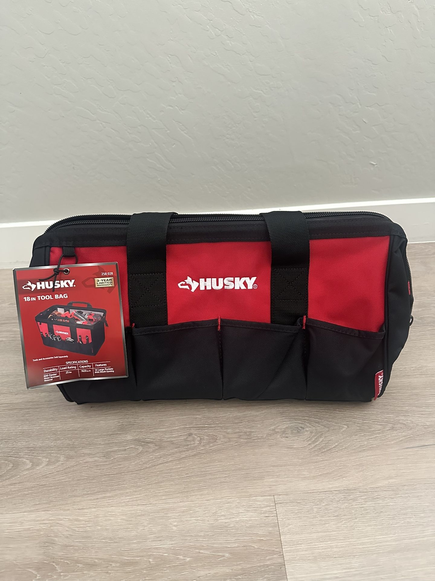 18” Husky Tool Bag