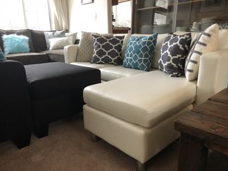 White leather sectional w Movable Chaise