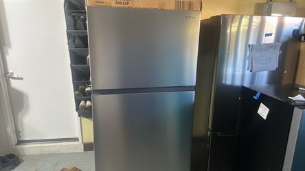 Mora Stainless Steel Top-Freezer Refrigerator