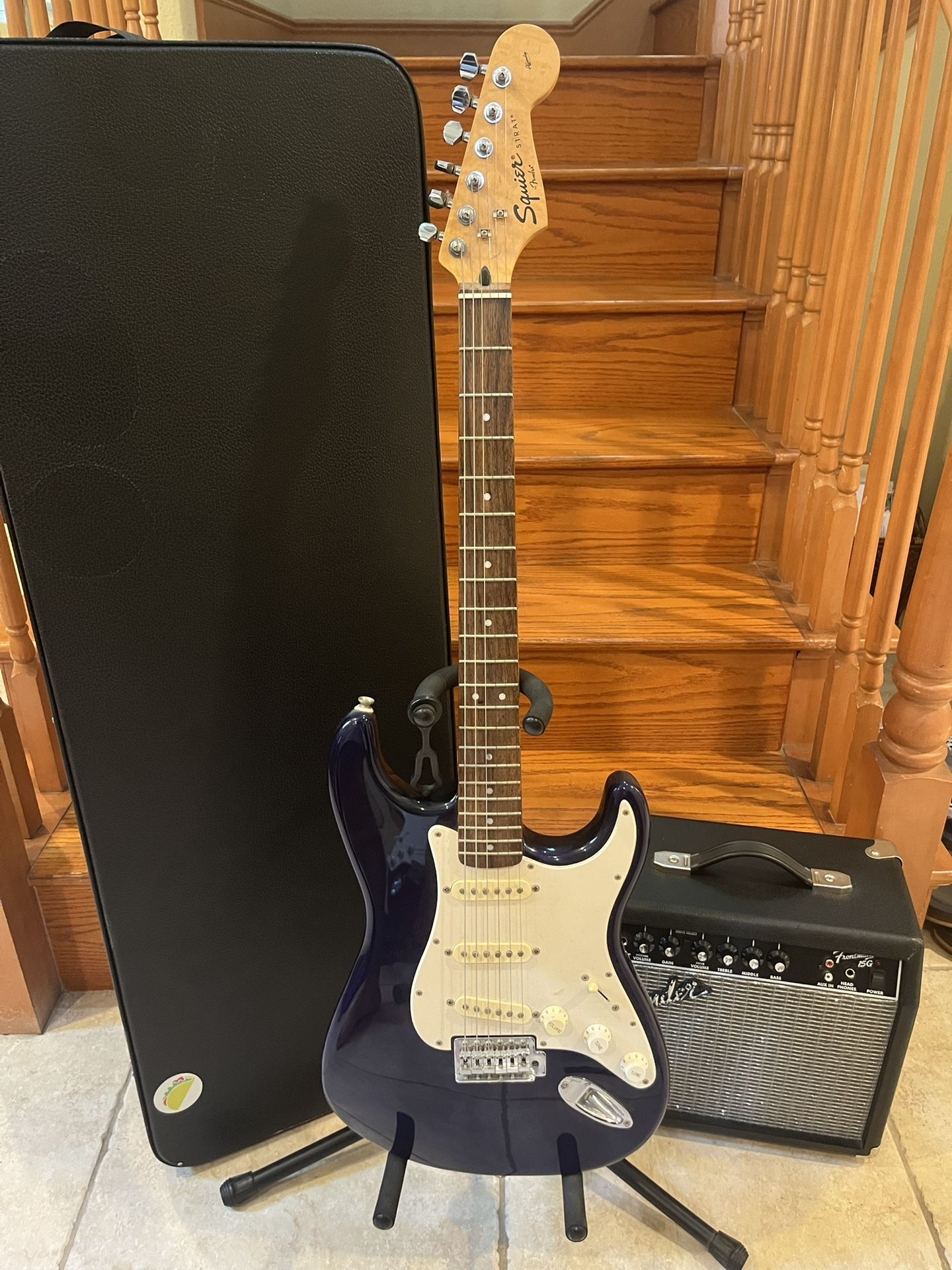Squier Affinity Stratocaster (Mint) W/ Hardshell Case, Fender Amp