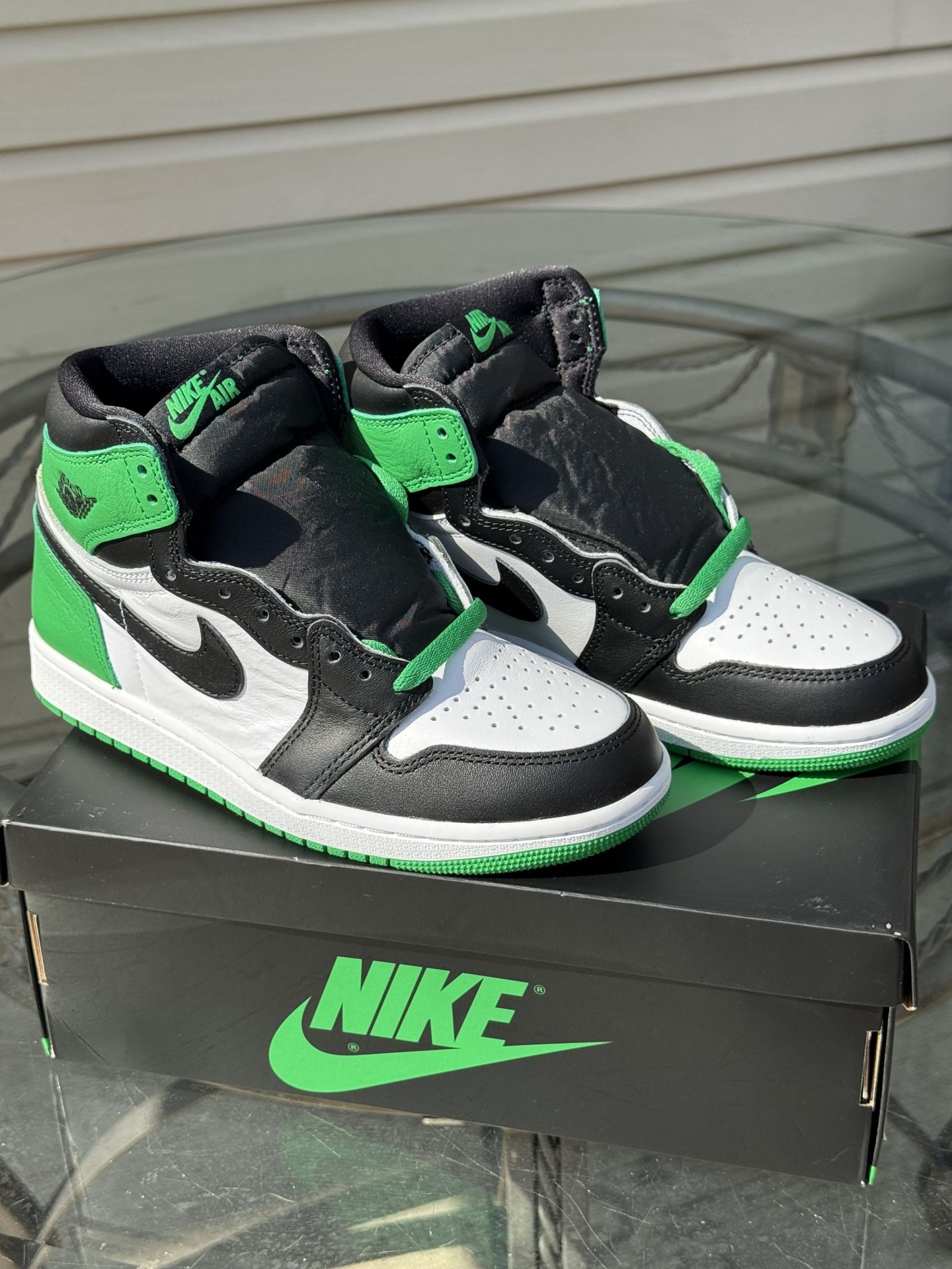 Nike Air Jordan 1 Retro HI OG
