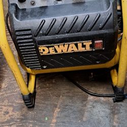DeWalt Air Compressor 