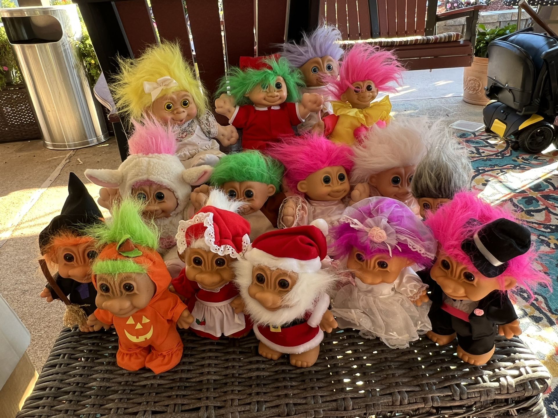 Lot Of 15 Russ TROLL DOLLS Dolls Accessories