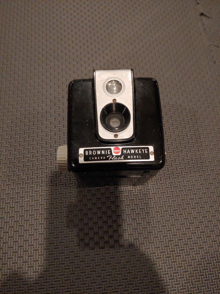 Brownie Hawkeye camera