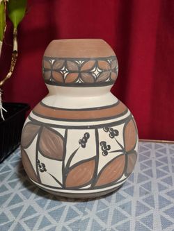 Signed Vintage Southwestern Polychrome Ceramic Gourd Vase 8.5" Tall