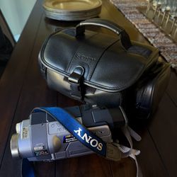 Sony DCR-TRV250 Digital8 Handycam