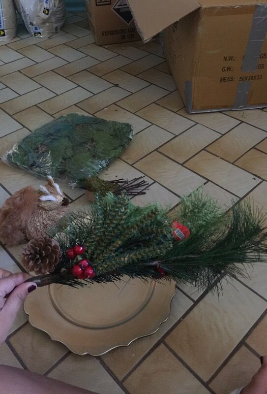 Forest themed Quince decore