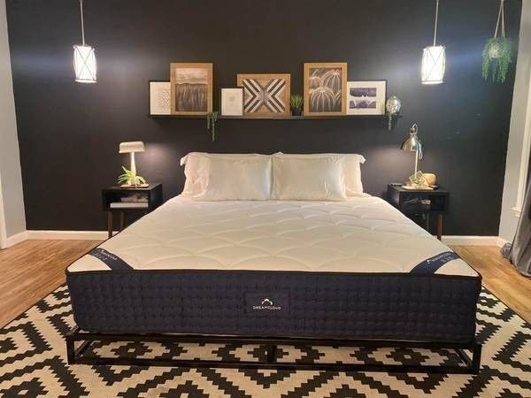Dreamcloud Hybrid mattress - King