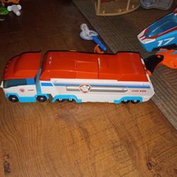 Paw patrol Bus