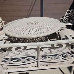 Expensive IRON 5 piece set 2.300 use slightly 4 times beautiful