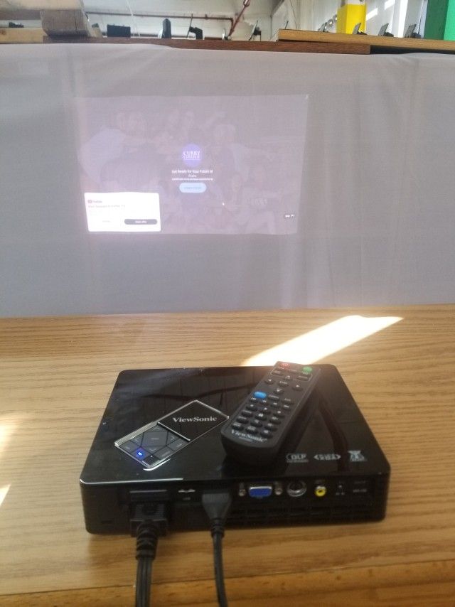 VIEWSONIC PLED-W500 PROJECTOR WITH HDMI (SHOP26)