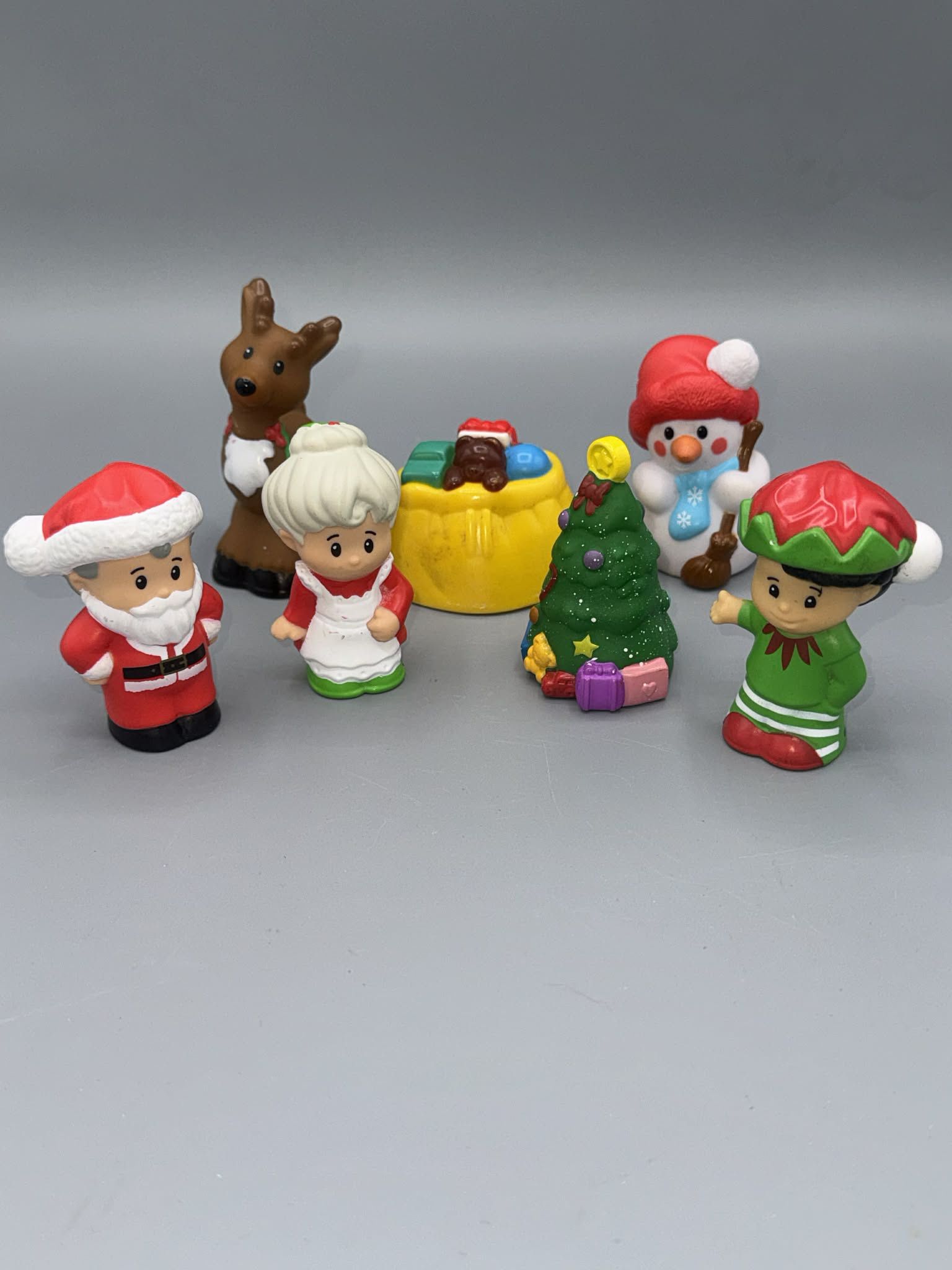 Fisher price Christmas little people set