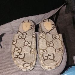 Women's Gucci Slide Sandal Authentic 