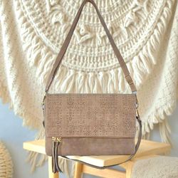 VR NYC tan suede Multi-Zip Crossbody pocketbook Purse, gold accents
