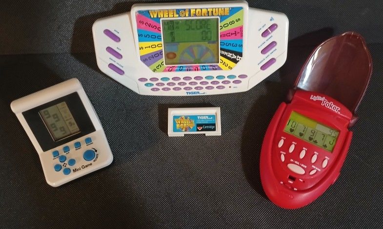 SALE (3) Wheel of Fortune 95 Tiger - Radica Lighted Poker 03 - Action mini game console TESTED&BONUS