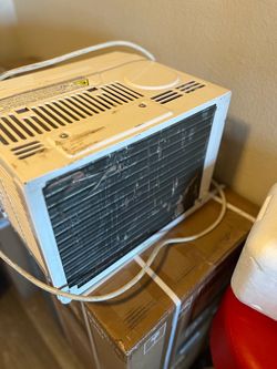 Used air conditioner