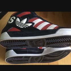 Adidas Shoes Size 10. 