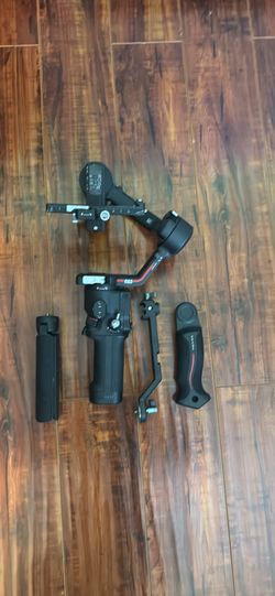 DJI RS3 combo pro brand new