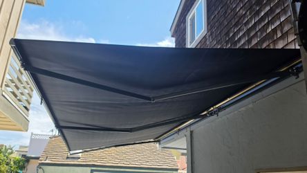 Plugin powered awning 20ft by 10ft