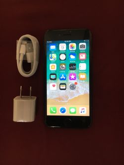 iPhone 7 128GB UNLOCKED