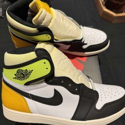 Men’s Air Jordan 1 High ‘Volt University Gold’ - Size 11M - Brand New