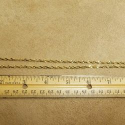 Gold chain with jadeite inlaid cross