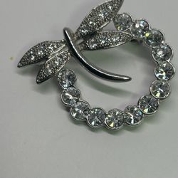 VINTAGE TO FASHION SILVER TONE RHINESTONE BROOCH 