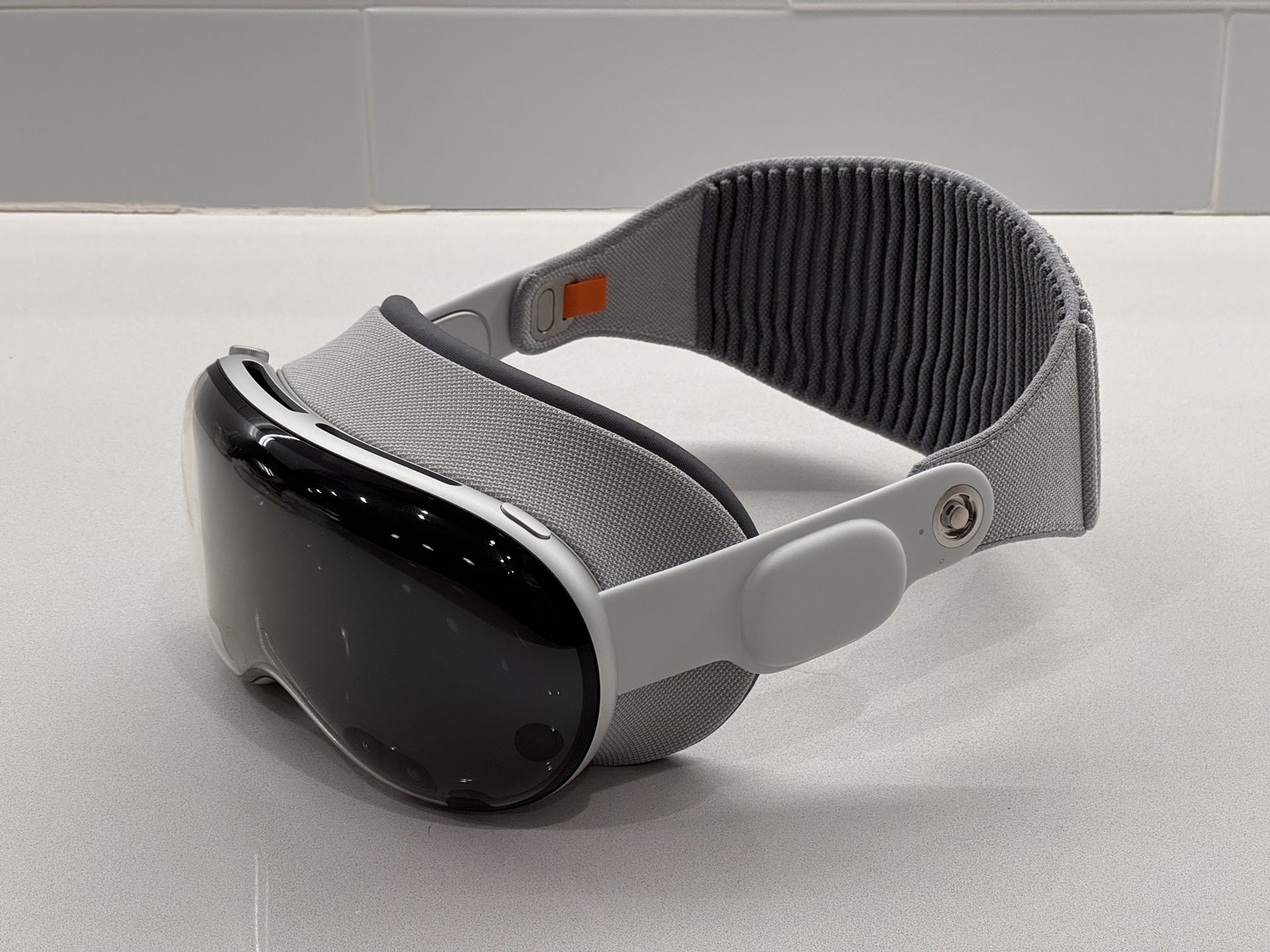 その他 AppleVisionPro 256GB 9615640cca5e4970b9c2fbcd4185e2