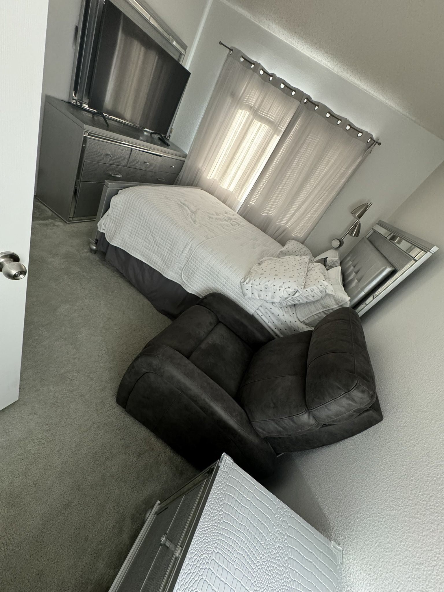 Bedroom Set