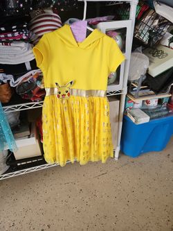 Pokémon dress costume  size 6-6x