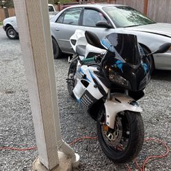 2004 Honda Cbr