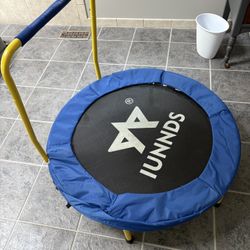 Kid’s Trampoline 