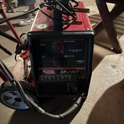 Lincoln Welder 150.00  Used Great For A Starter Or Hobbie