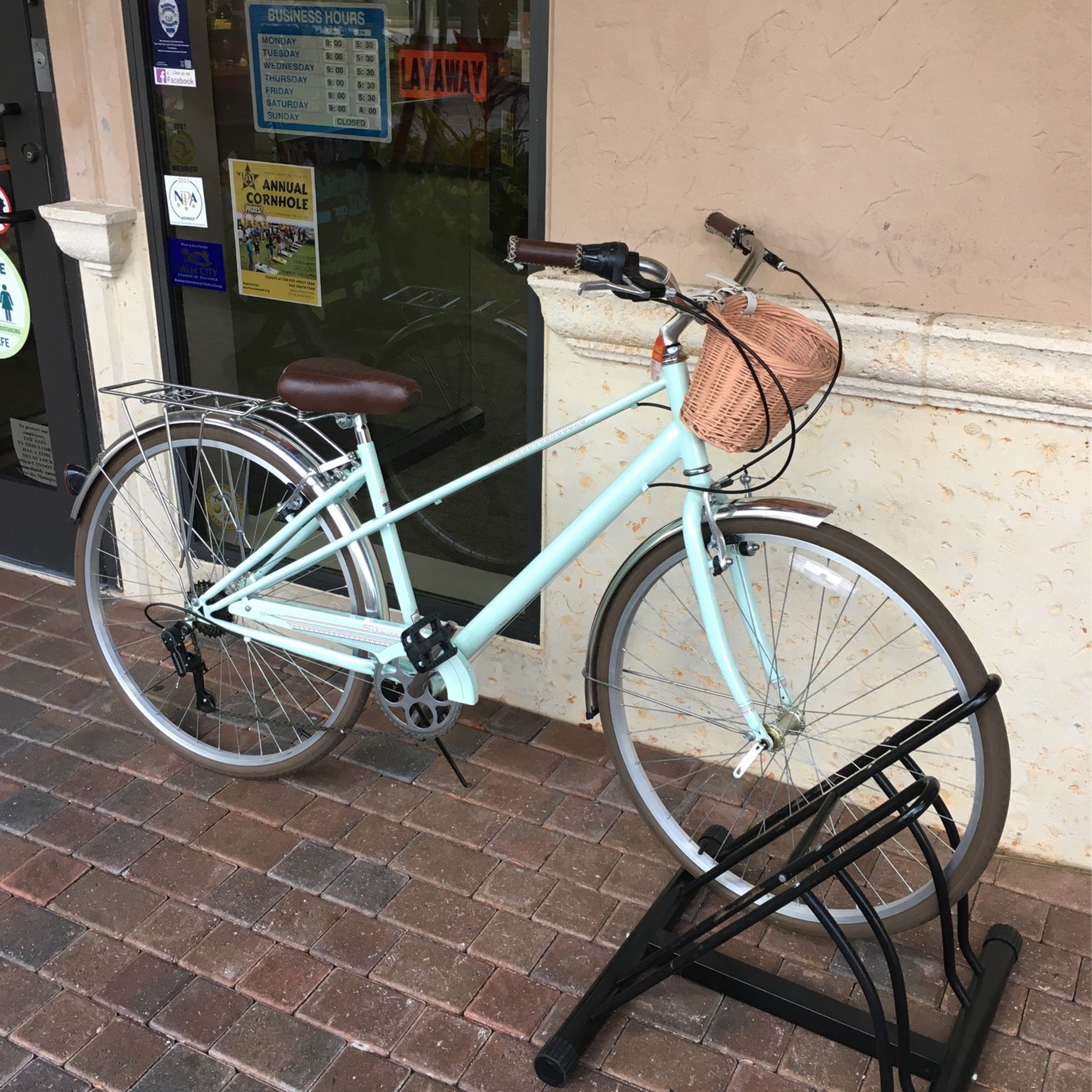 Schwinn Beach Cruiser
