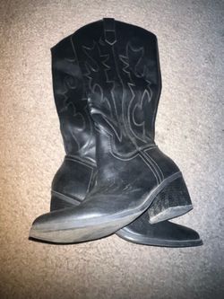 Women’s Black Cowboy Boots
