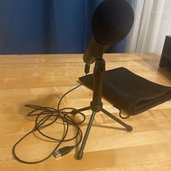 Samson Q2U Microphone 