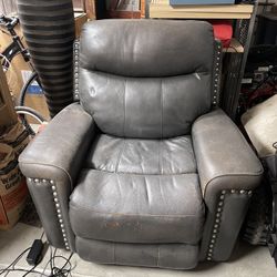 Electric Leather Recliner /Captain Chair /Lounge/ Easy/ Armchair