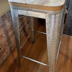 Bar Stool 