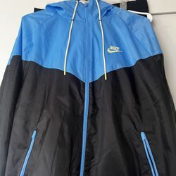 Nike Windbreaker 