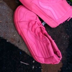 Pink Van's Size 9c