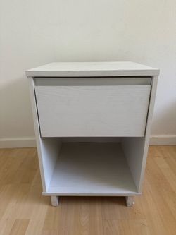 Modern White Bedside Table / Nightstand